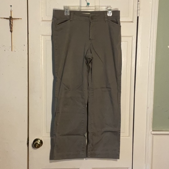 Woman’s Riders by Lee Curvier size 12P Pants - Picture 1 of 8